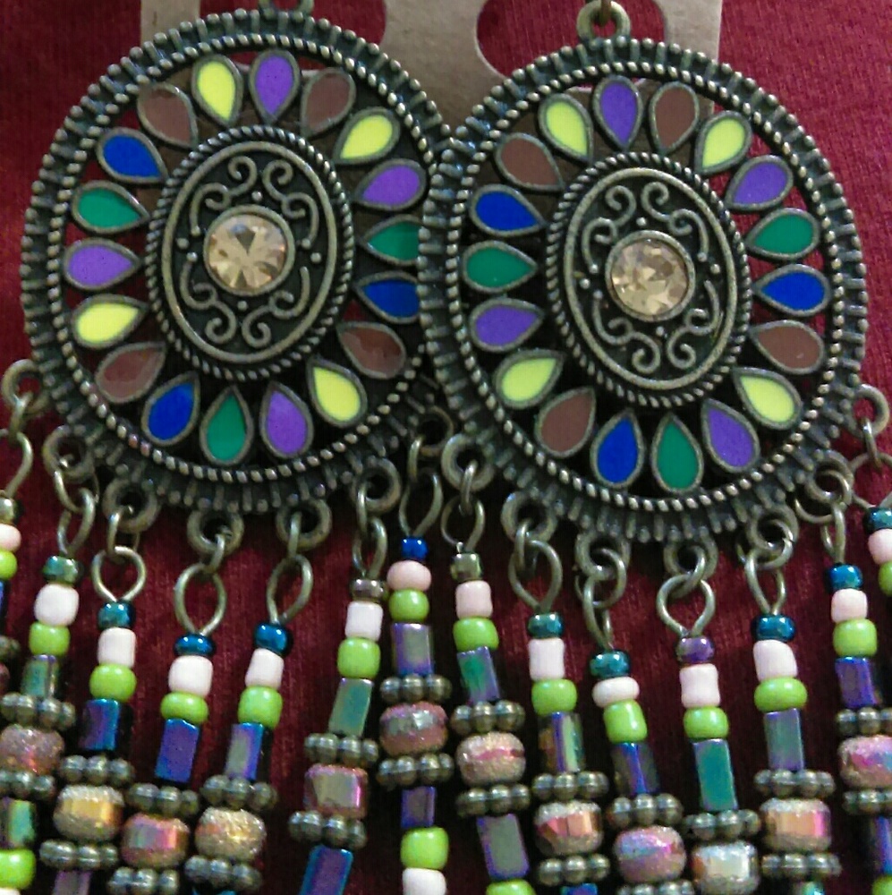 New Boho beaded dangle hippy Festival earrings NWT